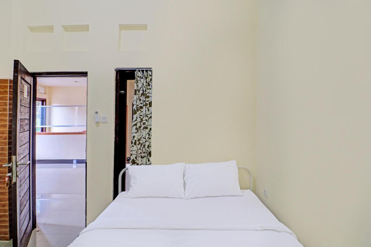 Oyo 91864 Holistic Stay Jimbaran Ngoại thất bức ảnh
