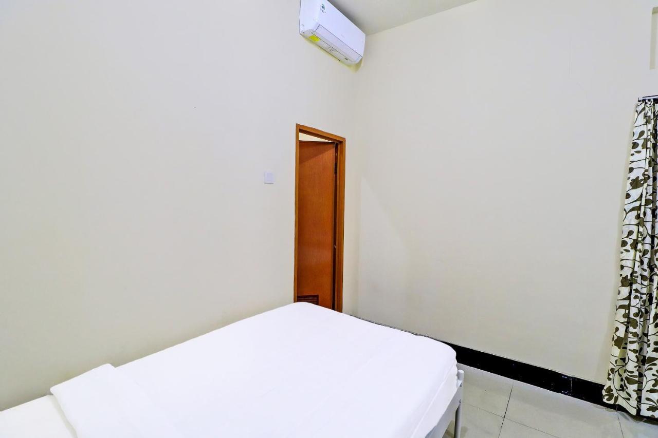 Oyo 91864 Holistic Stay Jimbaran Ngoại thất bức ảnh