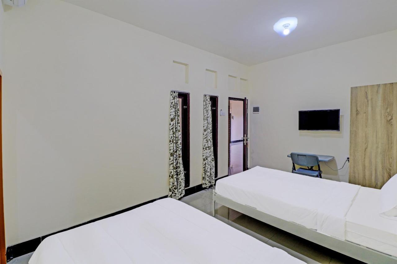 Oyo 91864 Holistic Stay Jimbaran Ngoại thất bức ảnh